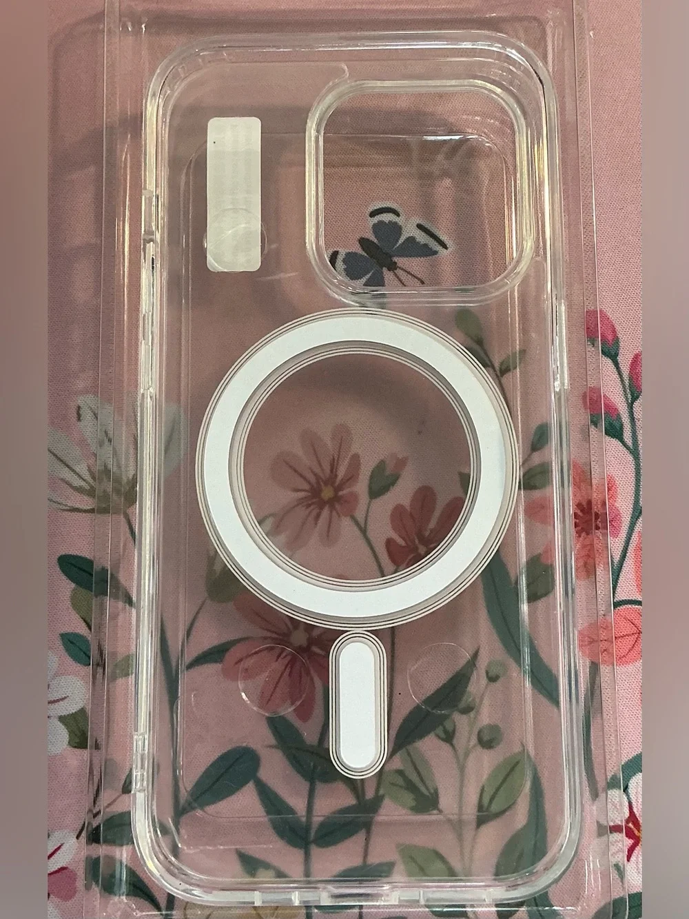 Clear MagSafe-Compatible iPhone 14 Pro Case - Picture 3 of 4